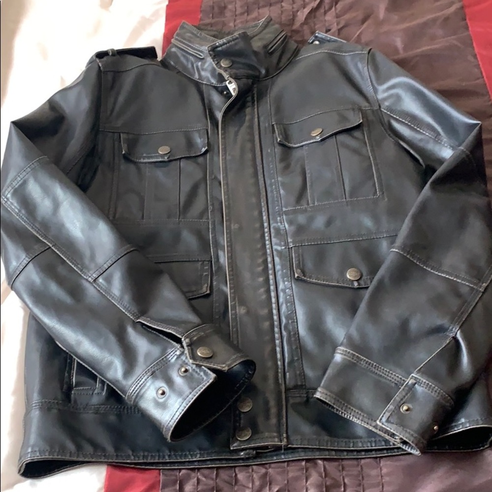 Levi’s leather jacket - Picture 4 of 4